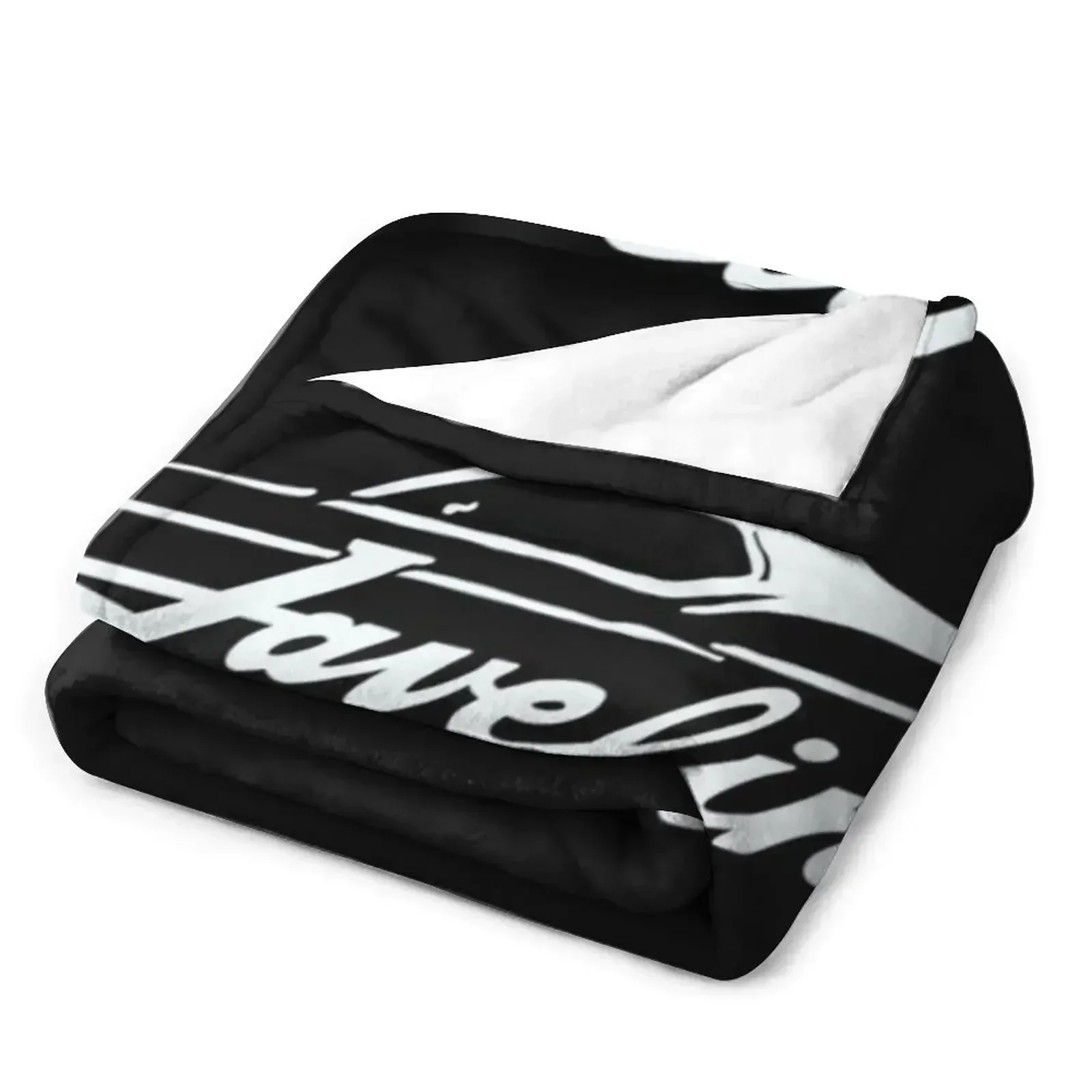 New Amc Javelin T-ShirtAMC Jav - Javelin Throwing incelemesi ve fiyatı